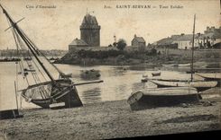 VINTAGE POSTCARD Holy Servan Turn Solidor Boats