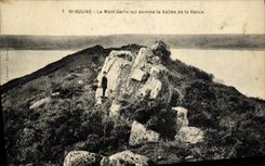 St Suliac de la POSTAL de la VENDIMIA el montaje de Grro que domina el valle de el rancio