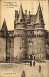 CPA Vitre Le Chateau Des Ducs de la Trimoille Le Chatelet 