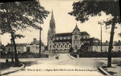 CPA Vitre L Eglise Saint Martin Vue du Boulevard d Argentre