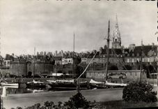 MODERN CARD Holy Malo the Large Gate and the Basins Boats