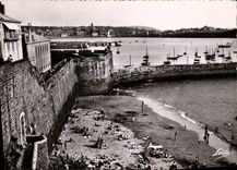 CPM Saint Malo La Plage du Mole