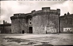 MODERN CARD St Malo Large Gate