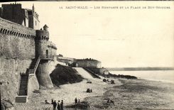 CPA St Malo Les Remparts Et La Plage De Bon Secours