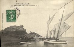 VINTAGE POSTCARD Holy Malo Island of Cezembre Boat