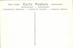 CPA Saint Malo La Place Chateaubriand et la Porte Saint Vincent