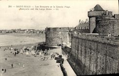 VINTAGE POSTCARD Holy Malo Walls and Main beach