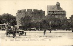 VINTAGE POSTCARD Holy Malo L esplanade Holy Vincent and the Castle
