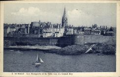 CPA St Malo Les Remparts et la Ville vus du Grand Bey