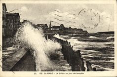 CPA St Malo Le Sillon un jour de tempete