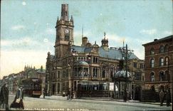 VINTAGE POSTCARD Town Hall Talbot Blackpool Public garden