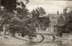 VINTAGE POSTCARD Old Brige St johns Cambridge College
