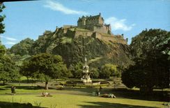 MODERN CARD Edinburgh The Castle