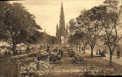 VINTAGE POSTCARD Edinburgh Scott Monument And Princes Street Gardens