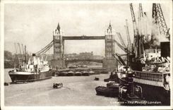 CPA London The Pool of London Bateaux 