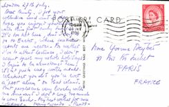 VINTAGE POSTCARD Houses Off Parliament And Thames London Boat