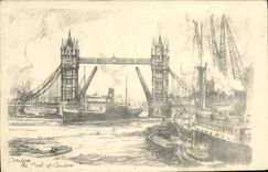 VINTAGE POSTCARD London the pool off London Boat