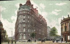 VINTAGE POSTCARD London Northumberland Avenue and hotel Metropolis