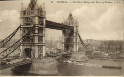 VINTAGE POSTCARD London The Tower Bridge and Tower off London