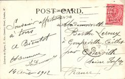 CPA London Queen Victoria Memorial