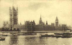 CPA London Houses of Parliament from River Thames 