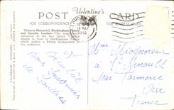 Monumento y Buckingham Palace de Londres Victoria de la POSTAL de la VENDIMIA