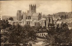 VINTAGE POSTCARD Wells Cathedral from Townhill