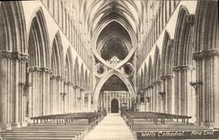 VINTAGE POSTCARD Wells Cathedral Nave East