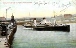 VINTAGE POSTCARD Boulogne Boat Leaving Folkestone Boat Train