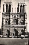 VINTAGE POSTCARD Paris And Its Wonders Frontage of the Cathedral