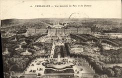 CPA Versailles Vue Generale du Parc et du Chateau