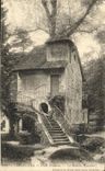 CPA Versailles Petit Trianon Le moulin Escalier 