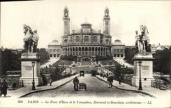 VINTAGE POSTCARD Paris the Bridge D lena and Trocadero Davioud and Bourdais architects Motor bike