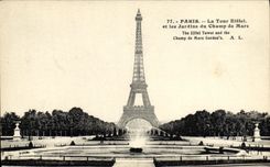 CPA Paris La Tour Eiffel et les jardins du Champ de Mars