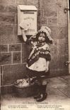 CPA Notre Normandie Enfant Boite aux Lettres Folklore