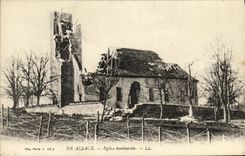 CPA En Alsace Eglise bombardee Militaria