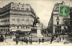 CPA Paris Place des Victoires la Statue de Louis XIV