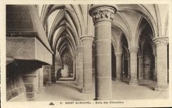 CPA Mont Saint Michel Salle des Chevailers