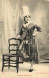 CPA Costume Normand Folklore Femme