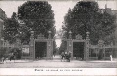 CPA Paris La Grille du parrc Monceau