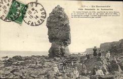 CPA En Normandie Feue Demoiselle de Fontenailles Enfants