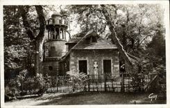 CPA Versailles Hameau de Marie Antoinette La laiterie et la tour de Marlborough