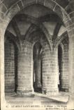 CPA Le Mont Saint Michel L Abbaye La Crypte des gros piliers