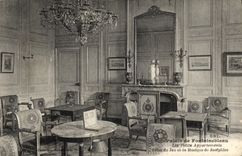 VINTAGE POSTCARD Fontainebleau small the apartments Gaming room and music of Josephine