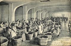VINTAGE POSTCARD With the country of the Champagne Rinsing of the bottles Moet and Chandon