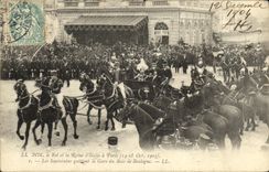 VINTAGE POSTCARD Paris the Sovereigns D Italy Parks Bois de Boulogne