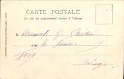 VINTAGE POSTCARD Paris the King and the Queen D Italy the king leaves Train station