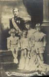 VINTAGE POSTCARD Sainte royal family Of Belgium