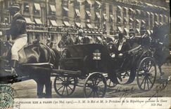 CPA Les Souverains D Italie A Paris SM le roi et M le President de la Republique quittent la gare