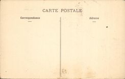 La POSTAL Corrida Toro Bull de la VENDIMIA presenta banderillas en el cuello del toro